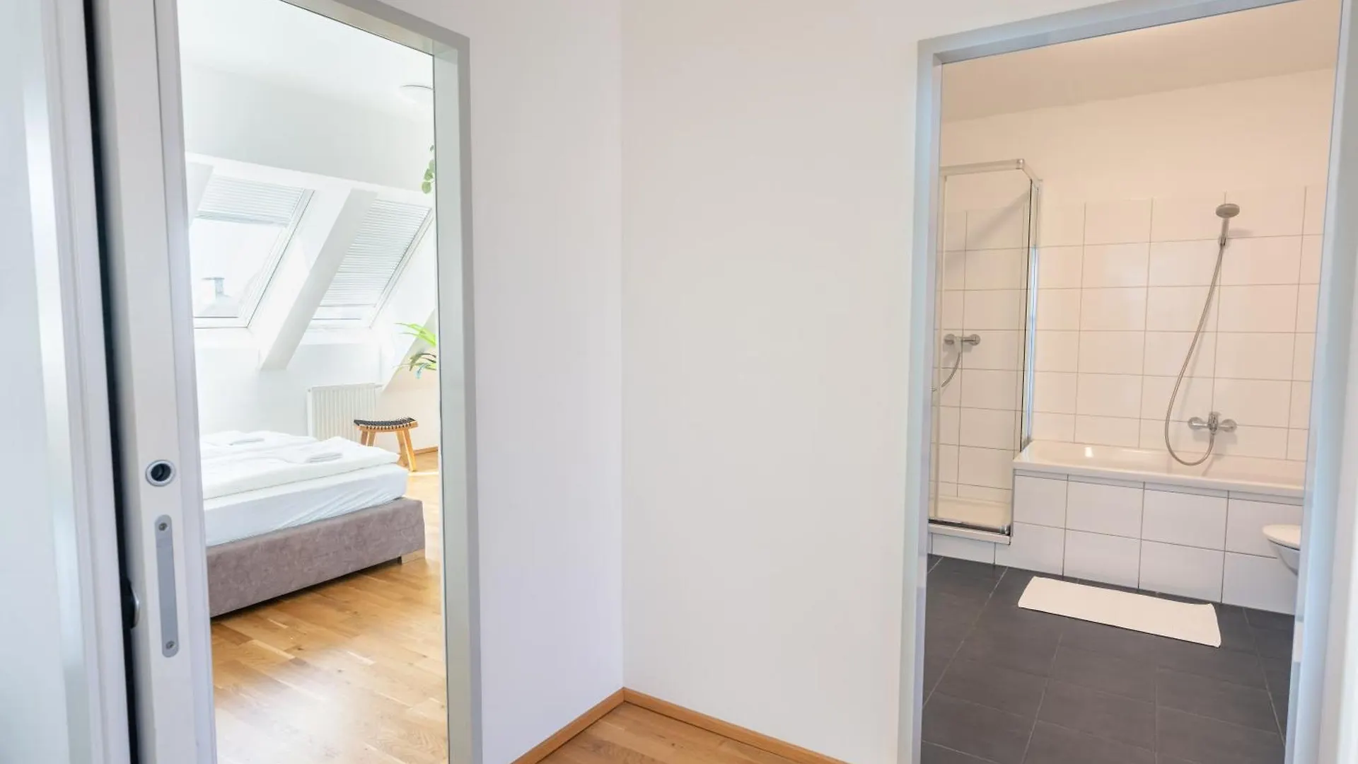 Luxury Penthouse With Rooftop Terrace Wien